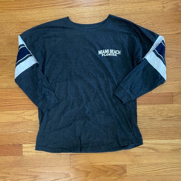 Exist Miami Beach Florida Tee Women’s XL Gray White Long Sleeve Flaws Shown Pic - Picture 1 of 10